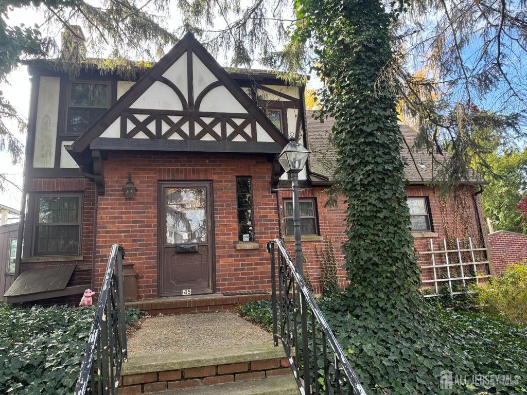 145 Dover Road, Colonia, NJ 07067