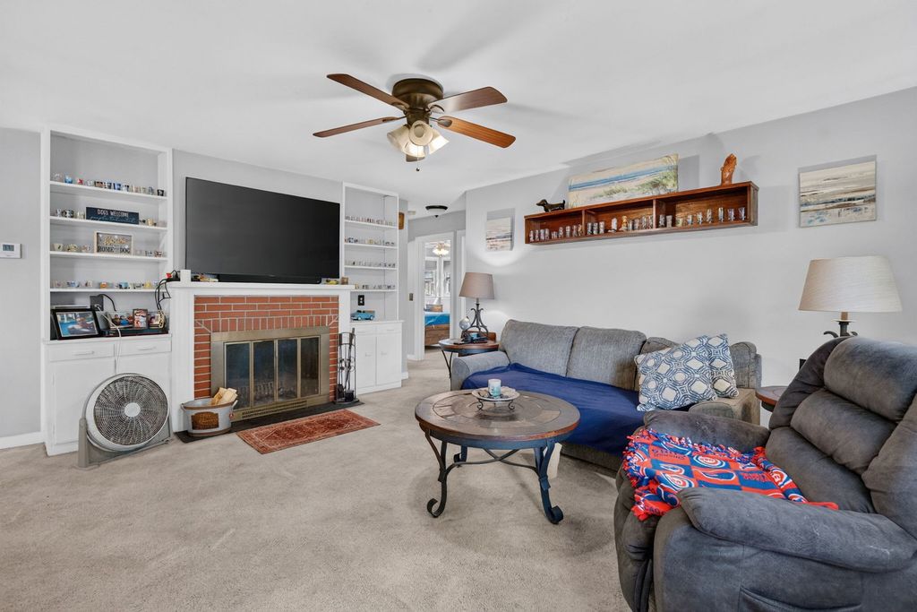 1411 Colorado Avenue, Joliet, IL 60435 — photo 3