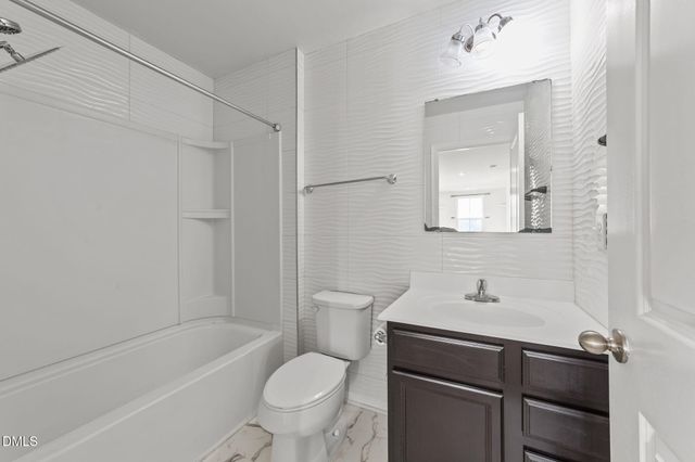 1003 Garrison Avenue, Clayton, NC 27520