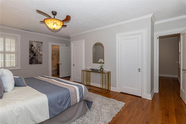 732 EDGEWATER DRIVE, Orlando, FL 32804