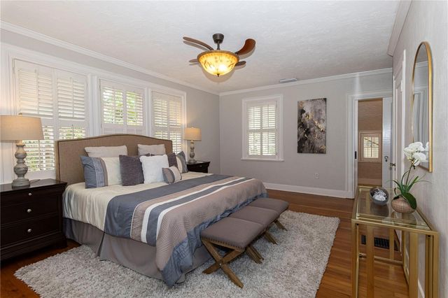 732 EDGEWATER DRIVE, Orlando, FL 32804