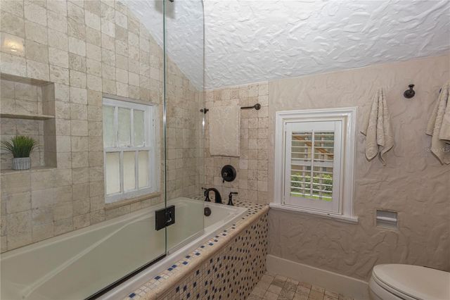 732 EDGEWATER DRIVE, Orlando, FL 32804