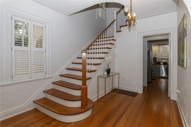 732 EDGEWATER DRIVE, Orlando, FL 32804
