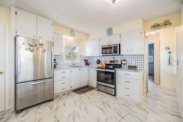 37321 8TH AVENUE, Zephyrhills, FL 33542