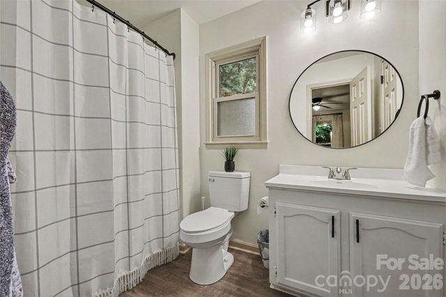 2754 Stockwood Drive, Gastonia, NC 28056