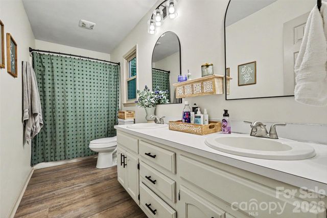 2754 Stockwood Drive, Gastonia, NC 28056