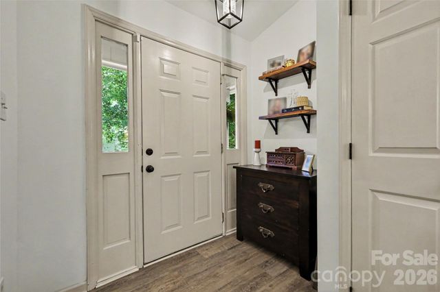 2754 Stockwood Drive, Gastonia, NC 28056