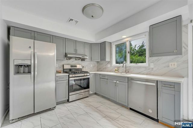 2410 3rd Street, Fort Lee, NJ 07024