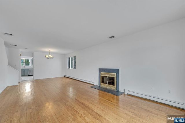 2410 3rd Street, Fort Lee, NJ 07024