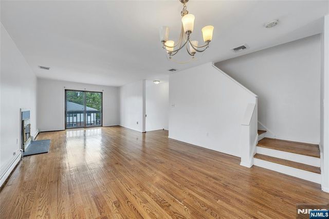 2410 3rd Street, Fort Lee, NJ 07024