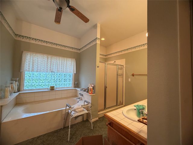 315 S Broadway Street, Bells, TX 75414