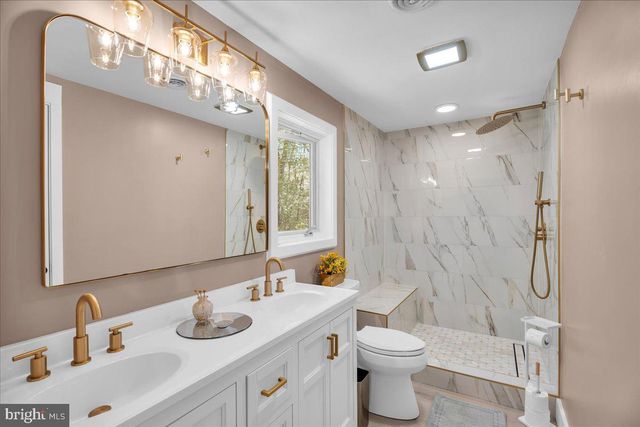 748 CLEMS RUN, Glassboro, NJ 08028