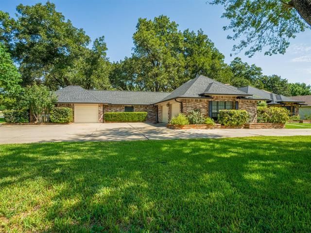 279 Quail ST, Meadowlakes, TX 78654