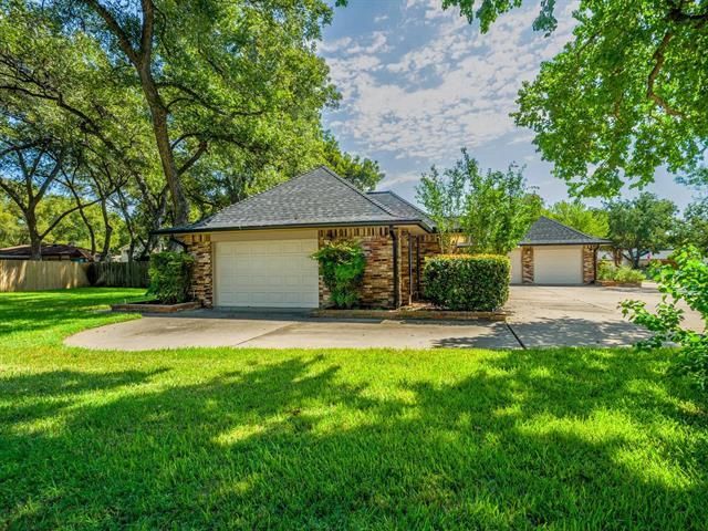279 Quail ST, Meadowlakes, TX 78654