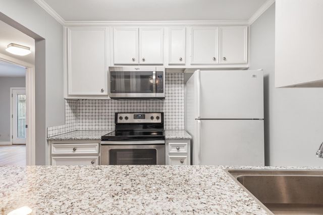 9029 Gaylord Drive 129, Houston, TX 77024