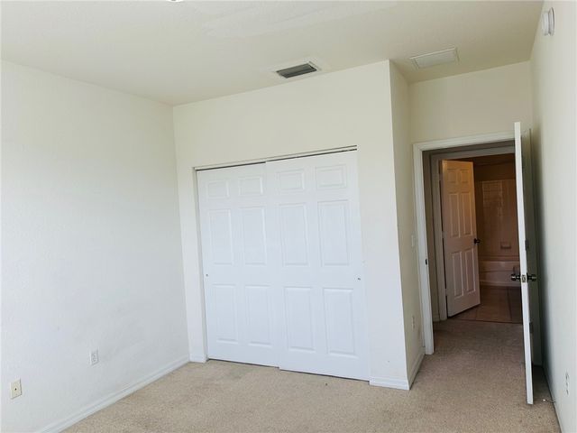 2448 57th Circle 2448, Vero Beach, FL 32966