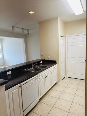 2448 57th Circle 2448, Vero Beach, FL 32966