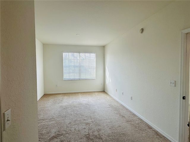 2448 57th Circle 2448, Vero Beach, FL 32966