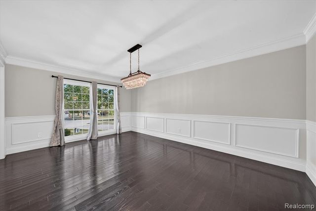 1727 Hillcrest Drive, Rochester Hills, MI 48306