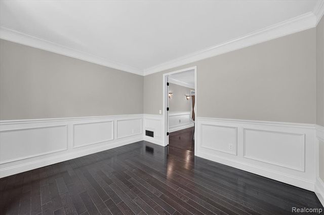 1727 Hillcrest Drive, Rochester Hills, MI 48306