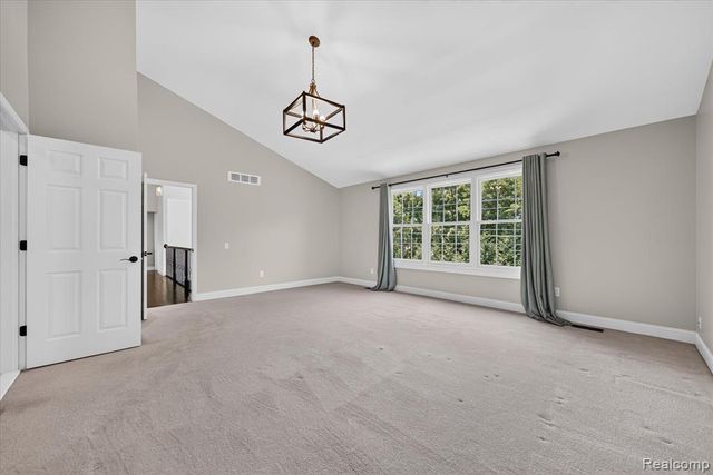 1727 Hillcrest Drive, Rochester Hills, MI 48306