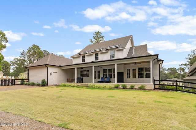 325 Sloan Lane, Pinehurst, NC 28374