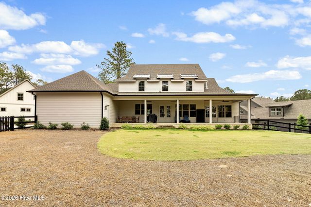 325 Sloan Lane, Pinehurst, NC 28374