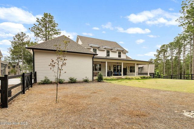 325 Sloan Lane, Pinehurst, NC 28374