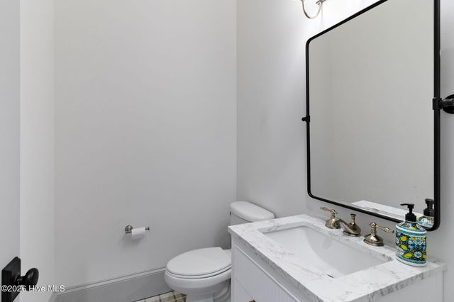 325 Sloan Lane, Pinehurst, NC 28374