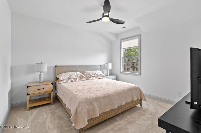 325 Sloan Lane, Pinehurst, NC 28374