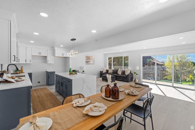 1406 SWINTON LN, Farmington, UT 84025