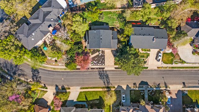 1406 SWINTON LN, Farmington, UT 84025