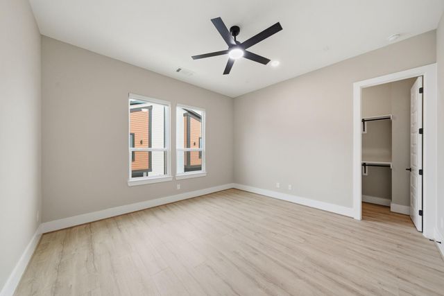 4013 Griggs Road E, Houston, TX 77021