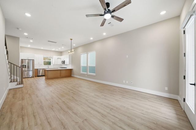 4013 Griggs Road E, Houston, TX 77021