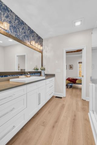 1094 Paradise Dr, Greenbrier, TN 37073