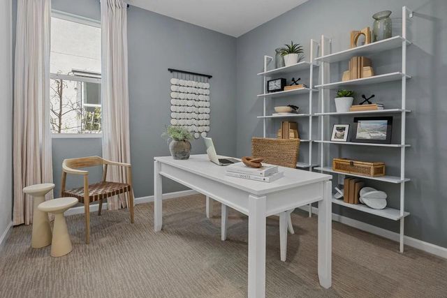 322 Miramar Dr, Lathrop, CA 95330