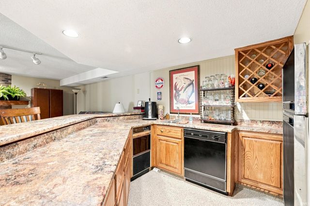 505 Stockade Drive, Fort Wayne, IN 46825
