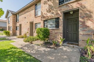 7604 Chapin Road D, Fort Worth, TX 76116