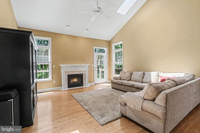 1530 AMHERST CT, Mechanicsburg, PA 17050
