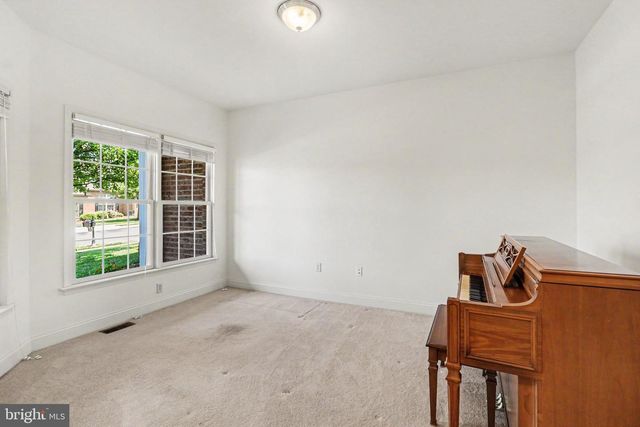 1530 AMHERST CT, Mechanicsburg, PA 17050