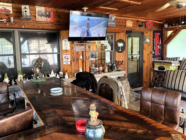 125 N Cedar Street, Evart, MI 49631