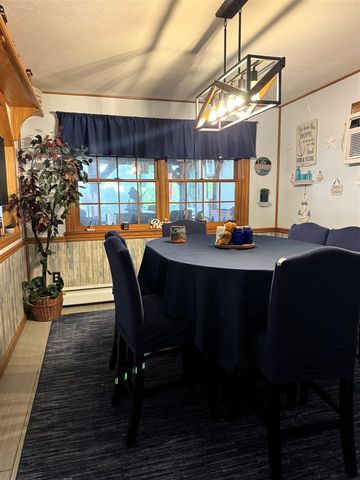 125 N Cedar Street, Evart, MI 49631