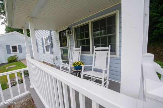 397 Creek Road, Brunswick, NY 12198