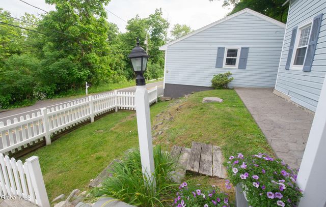 397 Creek Road, Brunswick, NY 12198