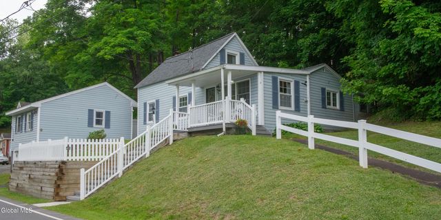397 Creek Road, Brunswick, NY 12198