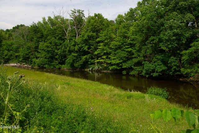 397 Creek Road, Brunswick, NY 12198