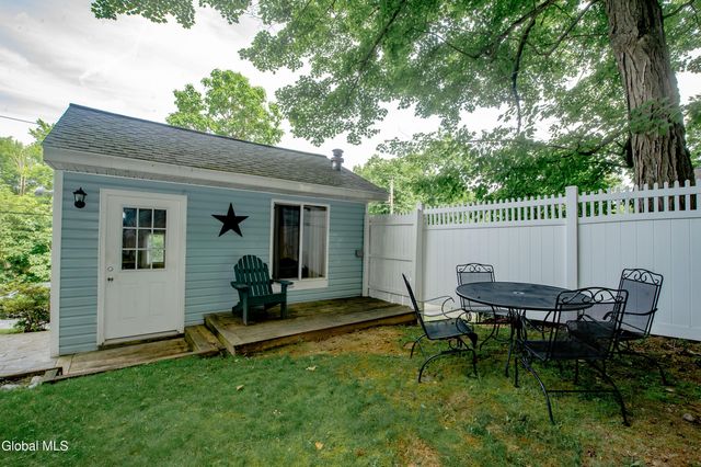397 Creek Road, Brunswick, NY 12198