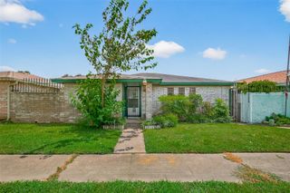 15396 Chipman Lane 5396, Houston, TX 77060