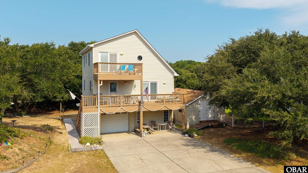 Image 1 of property listing at 212 Beacon Drive Lot 13, Kitty Hawk, NC 27949