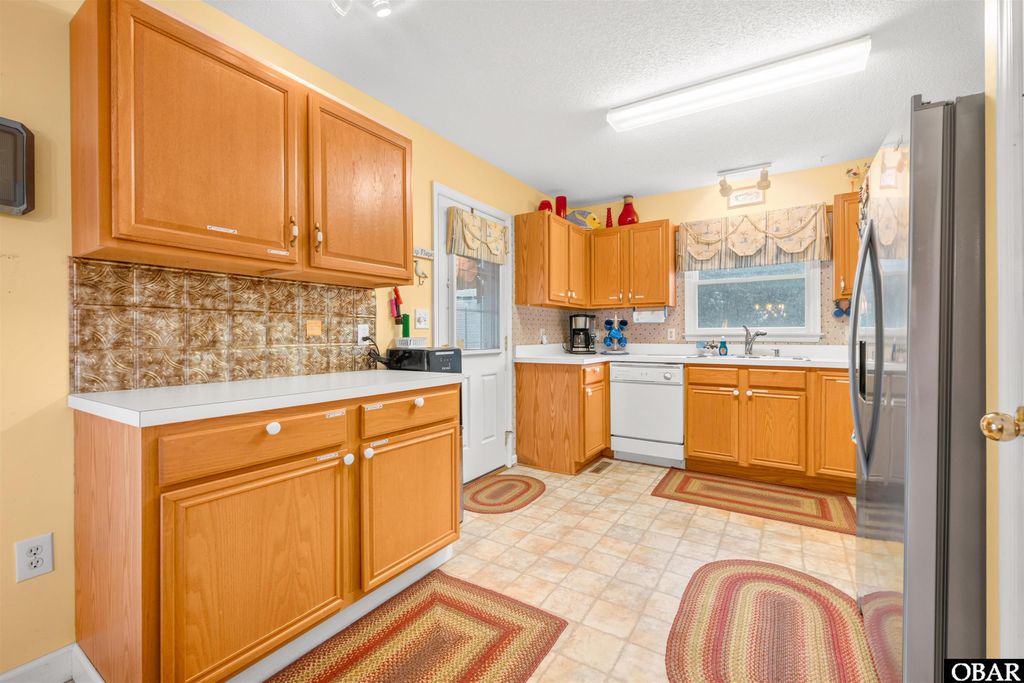 Image 11 of property listing at 212 Beacon Drive Lot 13, Kitty Hawk, NC 27949